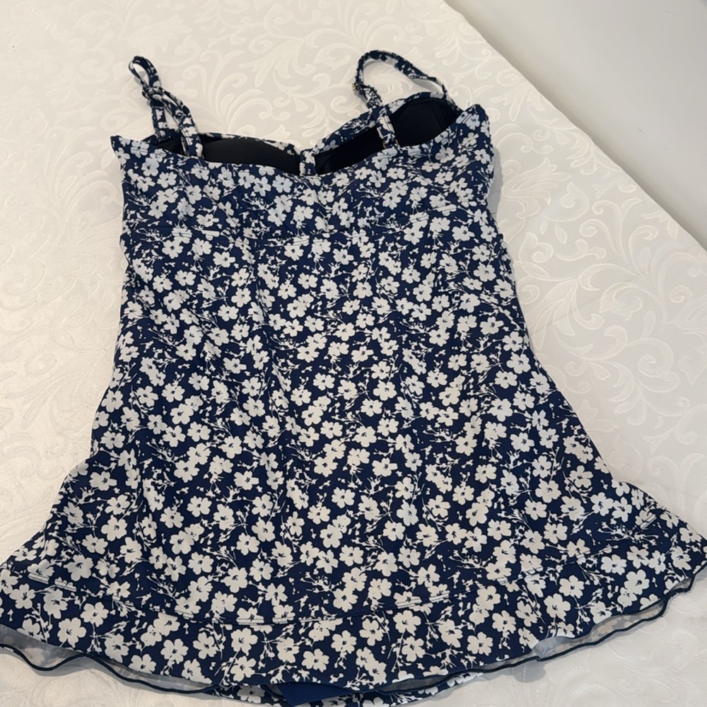 🌟3/$15🌟 EUC Shore Shapes One Piece Swim Suit. Ladies 14 - Picture 3 of 13